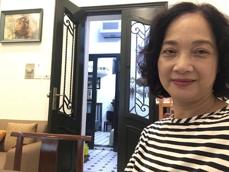 Hôn nhân đời thực của mỹ nhân Hà Nội xưa: NSND Lê Khanh bình dị khiến khán giả ngỡ ngàng- Ảnh 5. Hôn nhân đời thực của mỹ nhân Hà Nội xưa: NSND Lê Khanh bình dị khiến khán giả ngỡ ngàng- Ảnh 5.