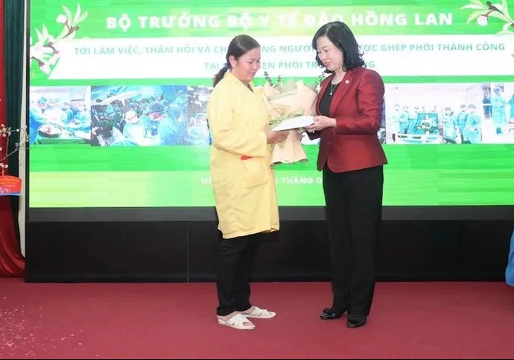Chuyện chưa kể về ca ghép phổi hồi sinh sự sống cho cô gái 21 tuổi- Ảnh 5. Chuyện chưa kể về ca ghép phổi hồi sinh sự sống cho cô gái 21 tuổi- Ảnh 5.