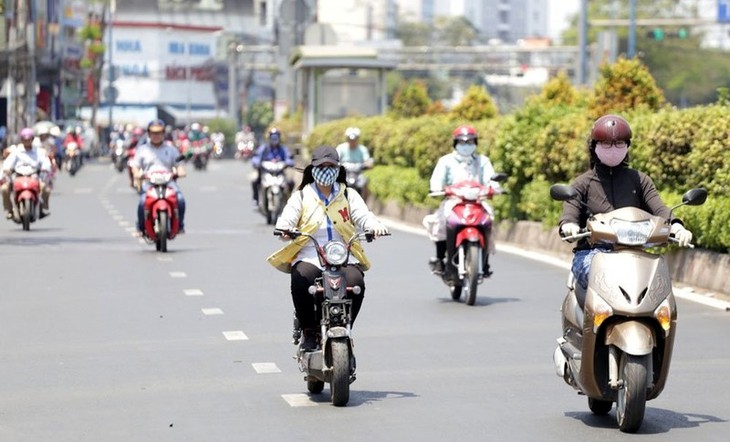 Miền Bắc nóng bao nhiêu độ trước khi đón không khí lạnh?- Ảnh 2.