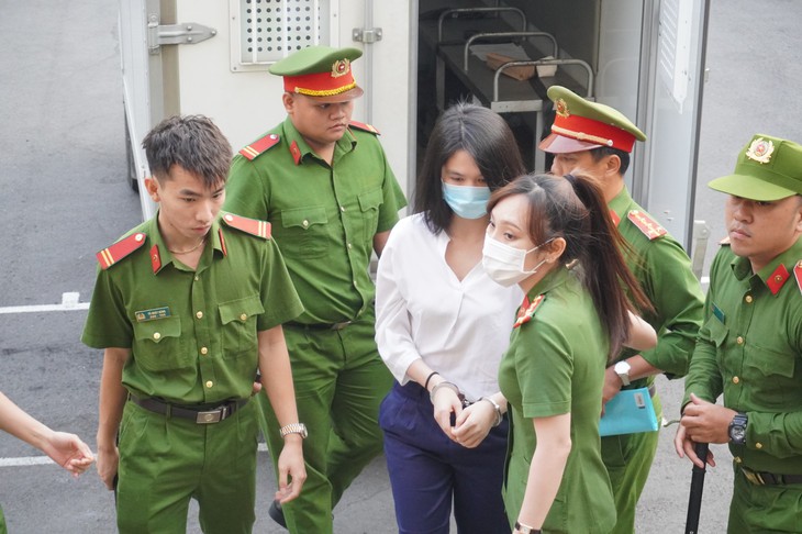 Ngọc Trinh bị tuyên phạt 1 năm tù, cho hưởng án treo- Ảnh 3. Ngọc Trinh bị tuyên phạt 1 năm tù, cho hưởng án treo- Ảnh 3.