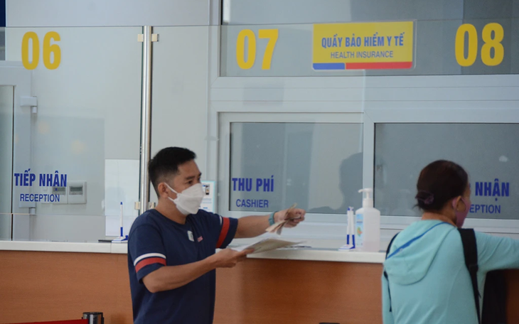 Trường hợp nào được hưởng 100% chi phí khám chữa bệnh khi đóng BHYT 5 năm liên tục?