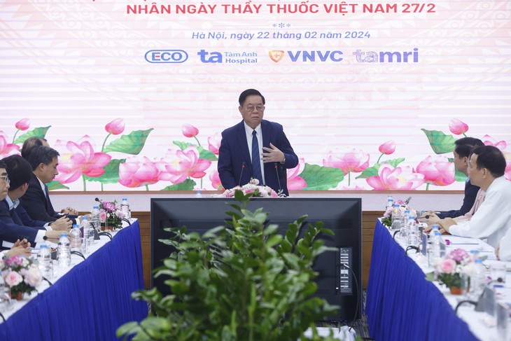 Trưởng Ban Tuyên giáo Trung ương: 'Quan điểm làm thế nào để lương y như từ mẫu như sợi chỉ đỏ soi đường cho ngành y tế'- Ảnh 1.