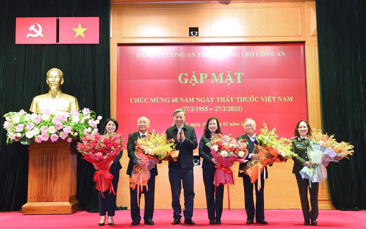 Lãnh đạo Bộ Công an gặp mặt, chúc mừng ngành Y tế nhân kỷ niệm 69 năm Ngày Thầy thuốc Việt Nam