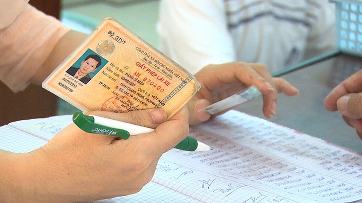 Trừ điểm trên giấy phép lái xe: Chuyên gia giao thông nói gì?- Ảnh 2. Trừ điểm trên giấy phép lái xe: Chuyên gia giao thông nói gì?- Ảnh 2.