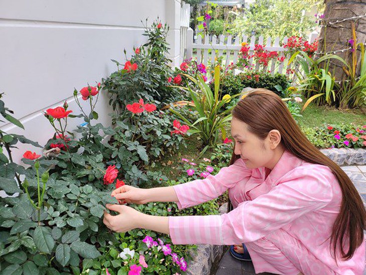 Công tử nhà giàu trong 'Đào, phở và piano' ngoài đời sở hữu cơ ngơi bạc tỷ nào?- Ảnh 6. Công tử nhà giàu trong 'Đào, phở và piano' ngoài đời sở hữu cơ ngơi bạc tỷ nào?- Ảnh 6.