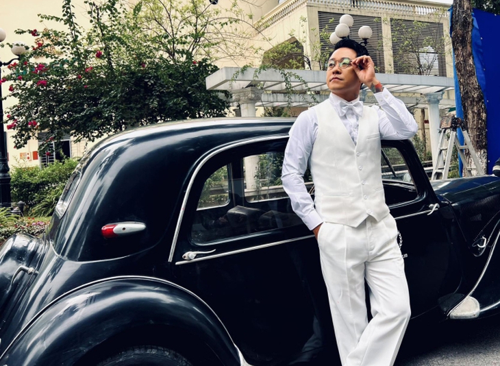 Công tử nhà giàu trong 'Đào, phở và piano' ngoài đời sở hữu cơ ngơi bạc tỷ nào?- Ảnh 2.