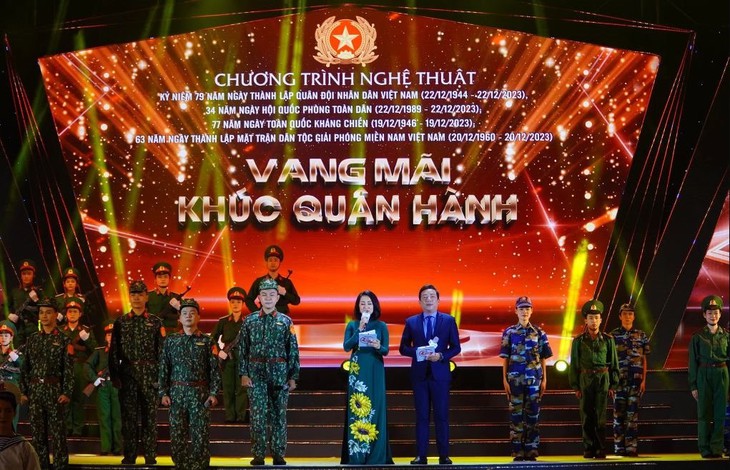 Những 'Hoa biên cương' làm đẹp cho đời- Ảnh 5. Những 'Hoa biên cương' làm đẹp cho đời- Ảnh 5.