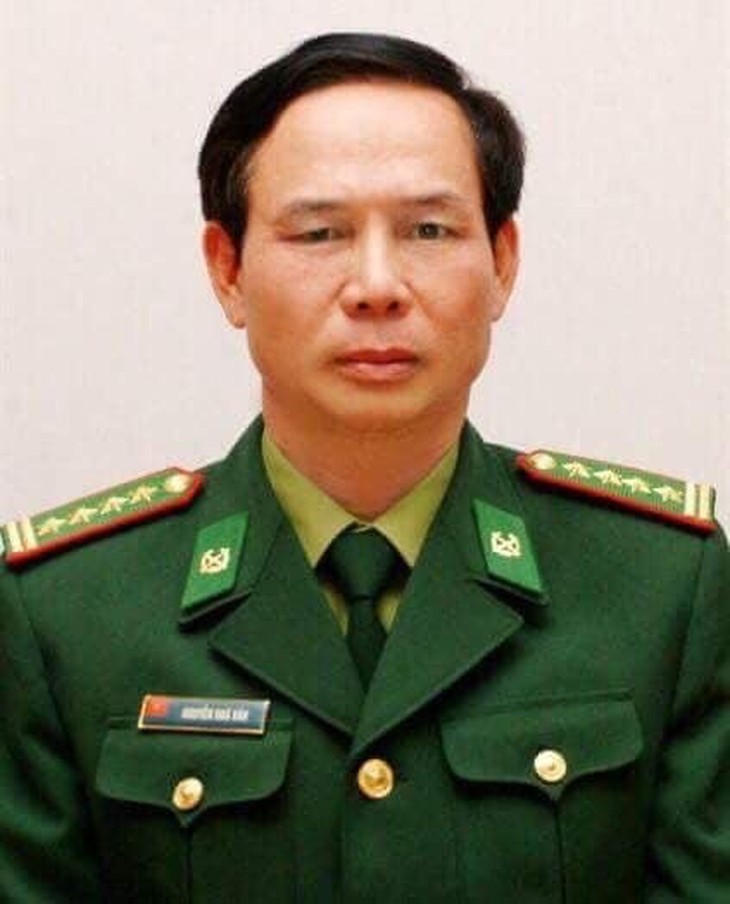 Những 'Hoa biên cương' làm đẹp cho đời- Ảnh 4. Những 'Hoa biên cương' làm đẹp cho đời- Ảnh 4.