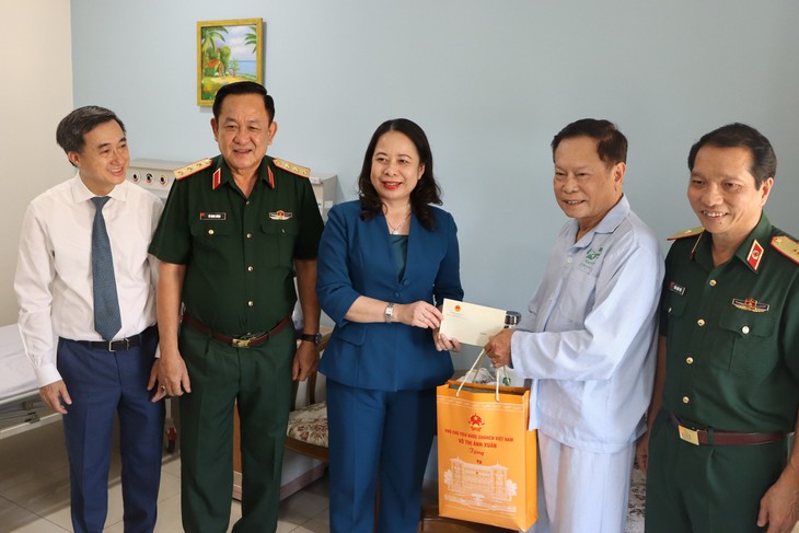 Phó Chủ tịch nước Võ Thị Ánh Xuân: ‘Tôi tự hào về những thành tựu của y học nước nhà’- Ảnh 3. Phó Chủ tịch nước Võ Thị Ánh Xuân: ‘Tôi tự hào về những thành tựu của y học nước nhà’- Ảnh 3.