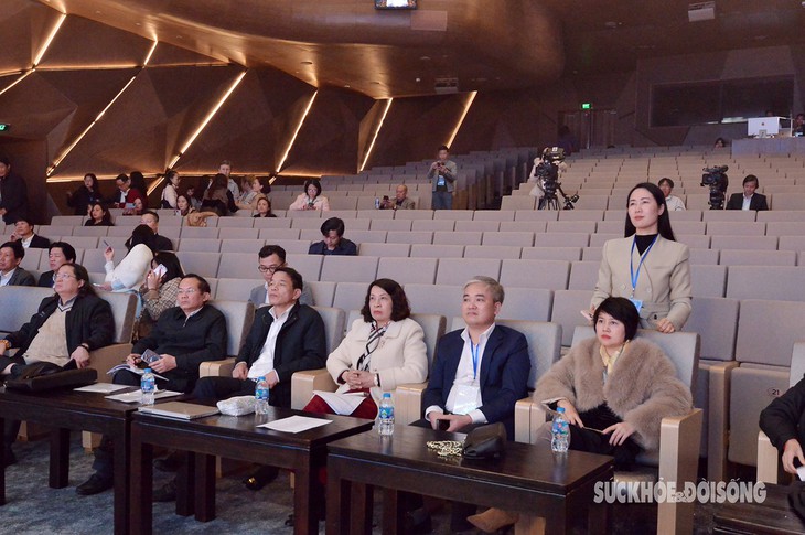Những hình ảnh trước giờ diễn ra Chương trình tôn vinh Thầy thuốc Việt Nam và trao giải Cuộc thi viết "Sự hy sinh thầm lặng"- Ảnh 1. Những hình ảnh trước giờ diễn ra Chương trình tôn vinh Thầy thuốc Việt Nam và trao giải Cuộc thi viết "Sự hy sinh thầm lặng"- Ảnh 1.