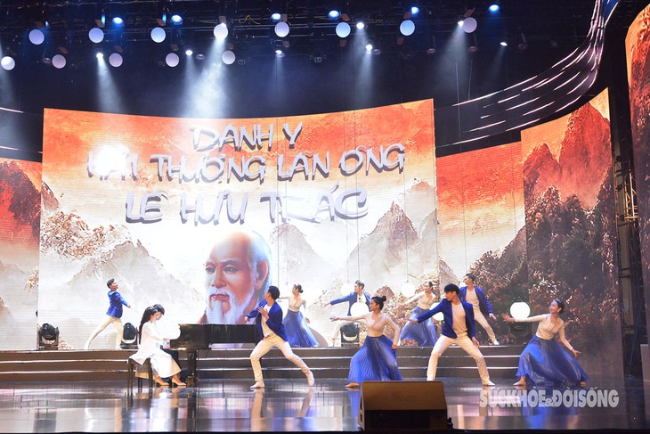 Những hình ảnh trước giờ diễn ra Chương trình tôn vinh Thầy thuốc Việt Nam và trao giải Cuộc thi viết "Sự hy sinh thầm lặng"- Ảnh 7. Những hình ảnh trước giờ diễn ra Chương trình tôn vinh Thầy thuốc Việt Nam và trao giải Cuộc thi viết "Sự hy sinh thầm lặng"- Ảnh 7.