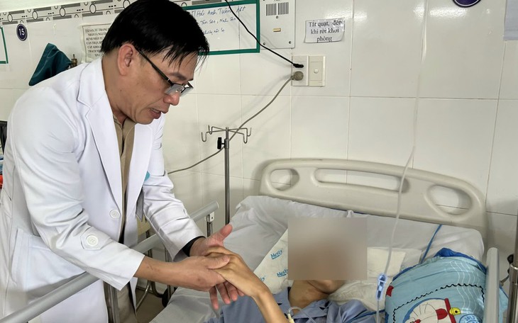 Cứu thành công bệnh nhân trẻ tuổi bị xuất huyết não