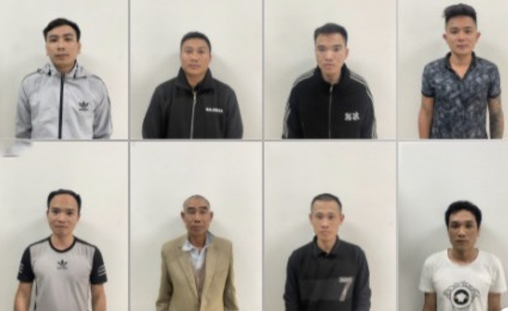 Bắt quả tang 12 người đánh bạc tại hội làng ở Hà Nội- Ảnh 1.