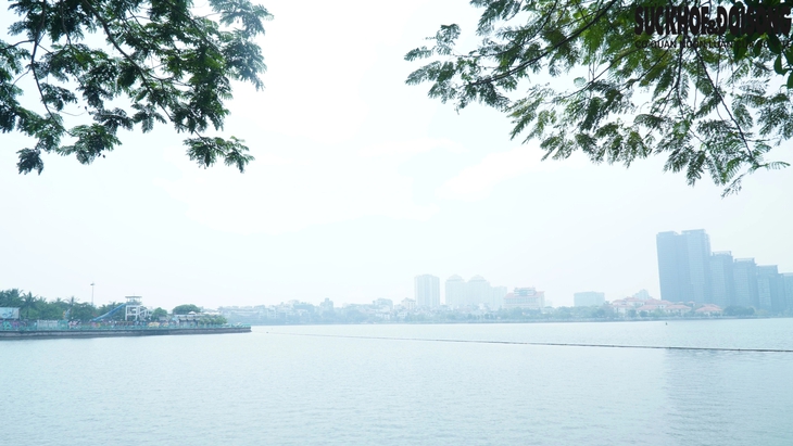 Hà Nội chính thức cho phép 10 loại hình kinh doanh hoạt động trên Hồ Tây- Ảnh 2. Hà Nội chính thức cho phép 10 loại hình kinh doanh hoạt động trên Hồ Tây- Ảnh 2.