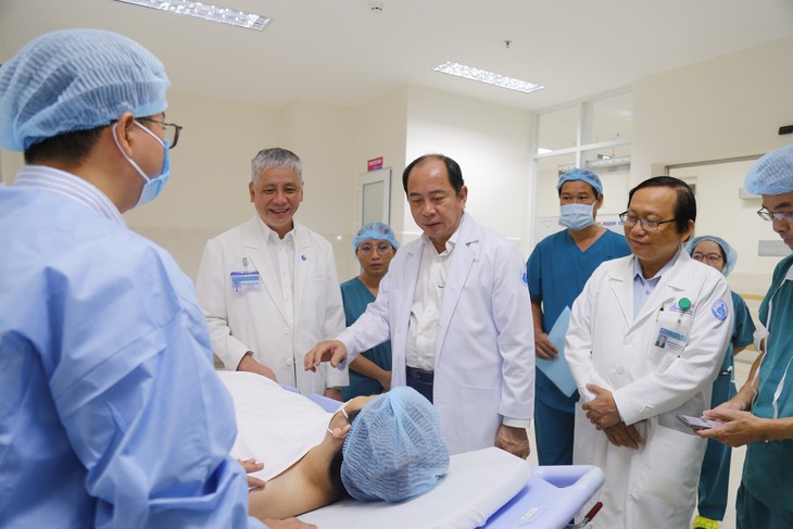 Em bé được can thiệp thông tim xuyên bào thai thứ 2 chào đời khỏe mạnh- Ảnh 3. Em bé được can thiệp thông tim xuyên bào thai thứ 2 chào đời khỏe mạnh- Ảnh 3.