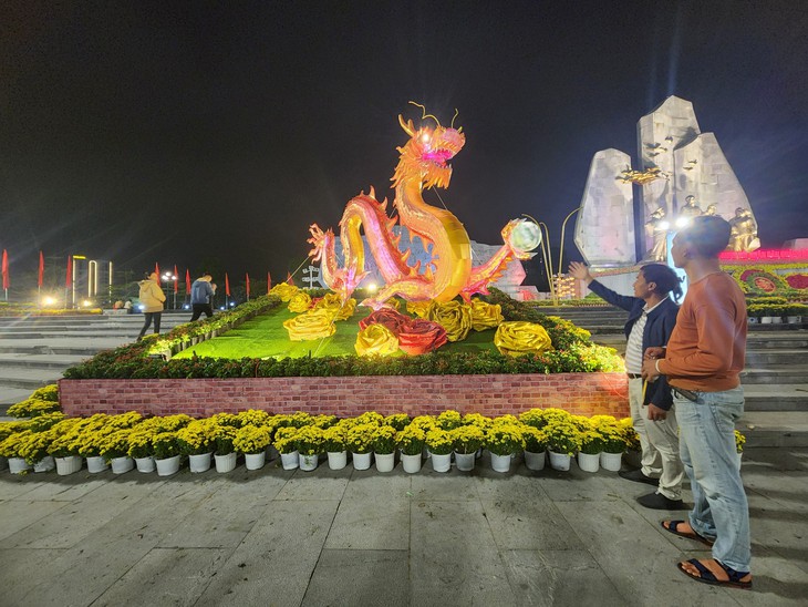Cặp 'song long chầu ngọc' ở Quảng Bình vừa trình làng, người dân háo hức khoe ngay lên mạng- Ảnh 6. Cặp 'song long chầu ngọc' ở Quảng Bình vừa trình làng, người dân háo hức khoe ngay lên mạng- Ảnh 6.