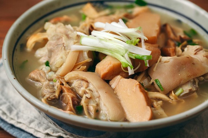 Cách nấu canh măng móng giò - món ngon bổ dưỡng ngày Tết- Ảnh 3.