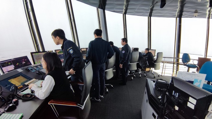 Liên tục có sương mù dày đặc tại sân bay Nội Bài, Tổng công ty Quản lý bay Việt Nam họp khẩn- Ảnh 4. Liên tục có sương mù dày đặc tại sân bay Nội Bài, Tổng công ty Quản lý bay Việt Nam họp khẩn- Ảnh 4.