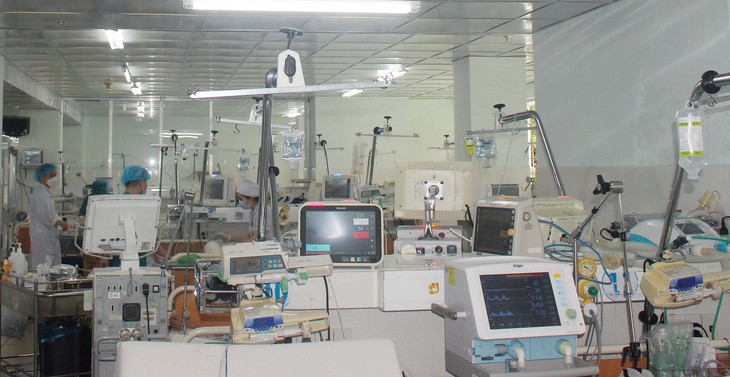 Ðem mùa xuân đến với những người bệnh- Ảnh 2. Ðem mùa xuân đến với những người bệnh- Ảnh 2.