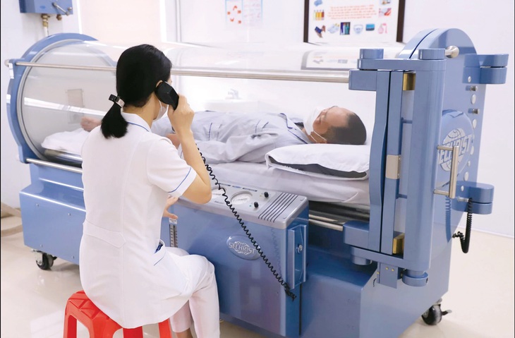 Y tế huyện đảo vượt khó- Ảnh 2.