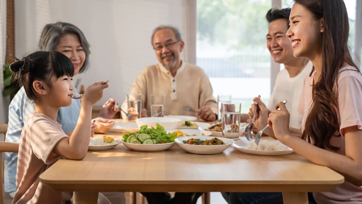Lựa chọn thực phẩm tốt cho bữa ăn lành mạnh - Ảnh 1.