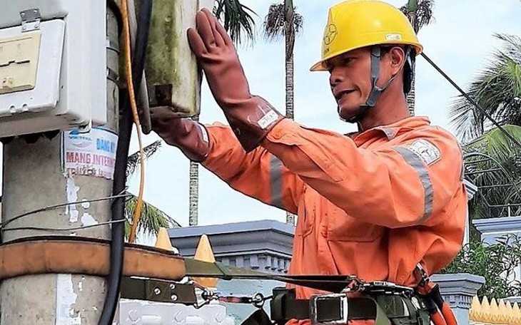 Có nên để nhiều bộ ngành quản lý, điều hành giá điện?