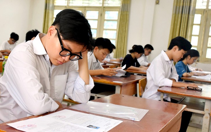Thi tốt nghiệp THPT 2025: Xác suất có điểm do chọn ngẫu nhiên sẽ giảm