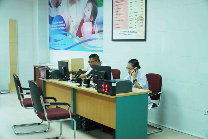 CDC Hà Nội đã đấu thầu được 16/32 loại vaccine để mở lại Phòng tiêm chủng - Ảnh 7.
