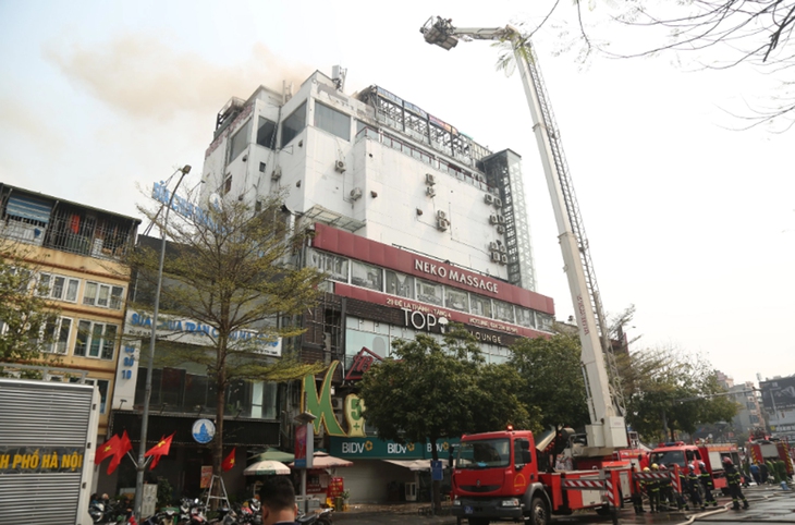 Thủ tướng hoan nghênh các lực lượng khống chế thành công đám cháy tại Ô Chợ Dừa- Ảnh 1. Thủ tướng hoan nghênh các lực lượng khống chế thành công đám cháy tại Ô Chợ Dừa- Ảnh 1.