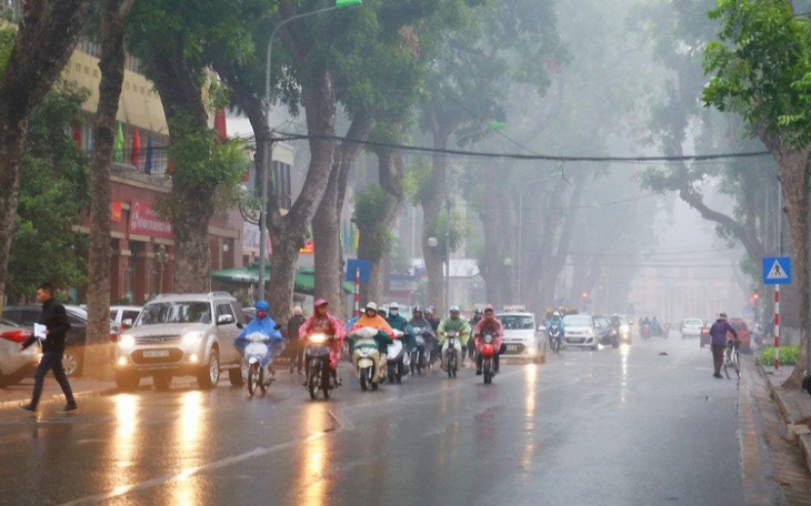 Miền Bắc tiếp tục mưa phùn, sương mù và nồm ẩm: Cần làm gì để bảo vệ sức khoẻ?