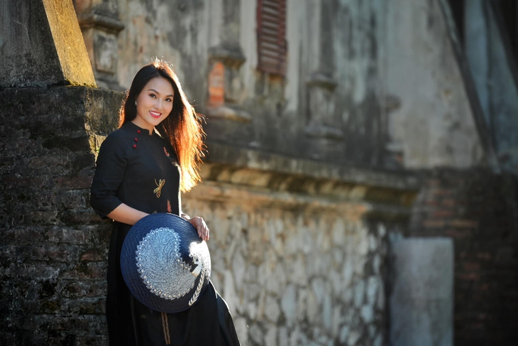 Nhan sắc nữ nghệ sĩ chèo trẻ nhất vừa được phong NSND- Ảnh 6. Nhan sắc nữ nghệ sĩ chèo trẻ nhất vừa được phong NSND- Ảnh 6.