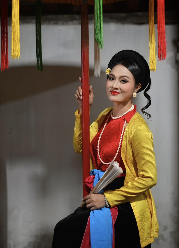 Nhan sắc nữ nghệ sĩ chèo trẻ nhất vừa được phong NSND- Ảnh 2. Nhan sắc nữ nghệ sĩ chèo trẻ nhất vừa được phong NSND- Ảnh 2.