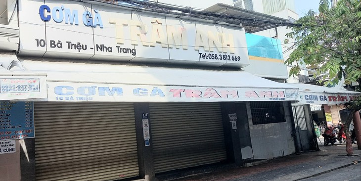 Nóng: Số người nghi ngộ độc sau ăn cơm gà Trâm Anh tăng lên 345, 1 ca chuyển biến nặng- Ảnh 2.