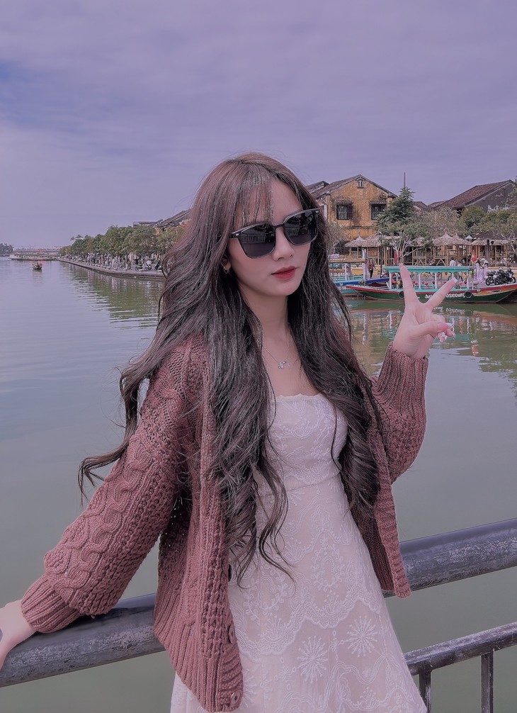 Cô gái 9x ở Đắk Lắk chia sẻ cơ duyên đến với nghề livestream- Ảnh 2. Cô gái 9x ở Đắk Lắk chia sẻ cơ duyên đến với nghề livestream- Ảnh 2.