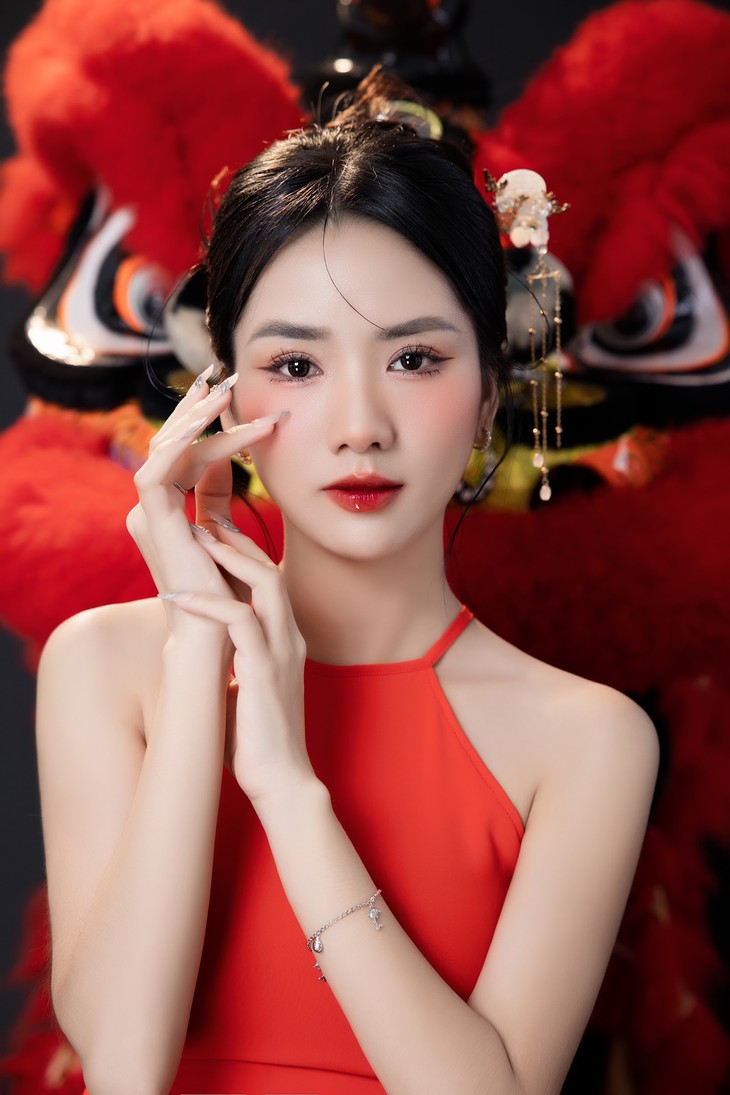 Cô gái 9x ở Đắk Lắk chia sẻ cơ duyên đến với nghề livestream- Ảnh 3. Cô gái 9x ở Đắk Lắk chia sẻ cơ duyên đến với nghề livestream- Ảnh 3.