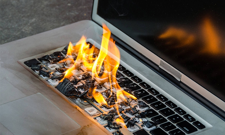 Từ vụ tử vong vì máy tính phát nổ hướng dẫn sử dụng laptop an toàn- Ảnh 2. Từ vụ tử vong vì máy tính phát nổ hướng dẫn sử dụng laptop an toàn- Ảnh 2.