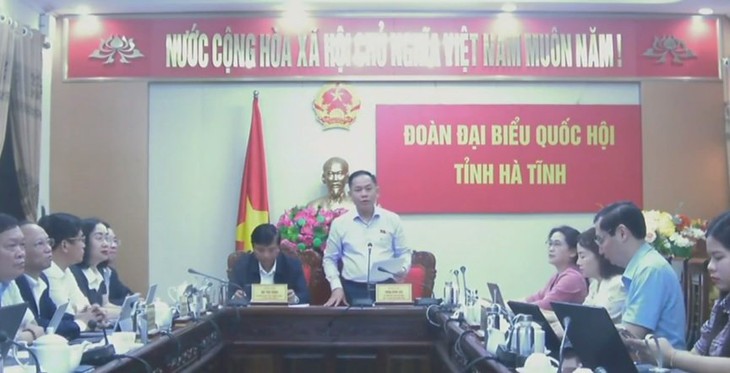 Bộ trưởng Hồ Đức Phớc nói gì về tình trạng nhân viên bảo hiểm "chèo kéo" người dân?- Ảnh 2.