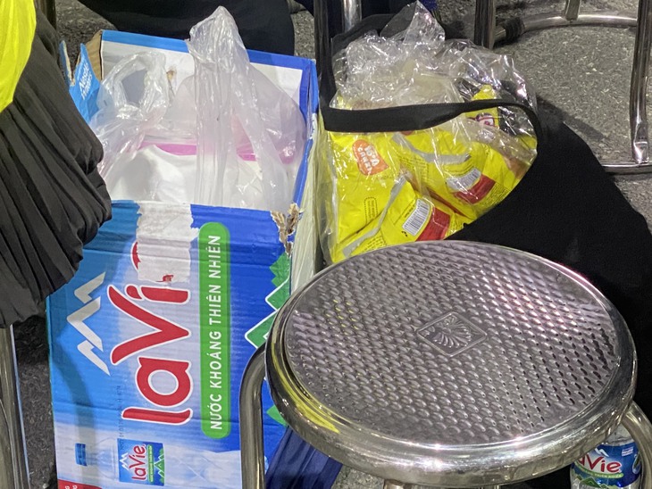 Vừa 'xuống tiền' buổi trưa, tối nghe tin Chủ tịch Tân Hoàng Minh bị bắt- Ảnh 4.