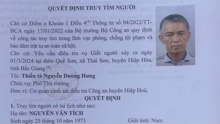 Kẻ chém vợ và mẹ vợ đang cố thủ trên nóc nhà- Ảnh 1.