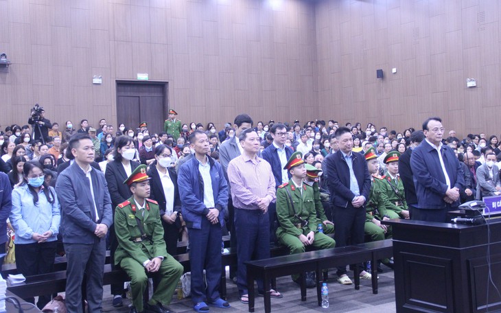 Chủ tịch Tân Hoàng Minh: "Việc phát hành trái phiếu có trách nhiệm của các thành viên khác"