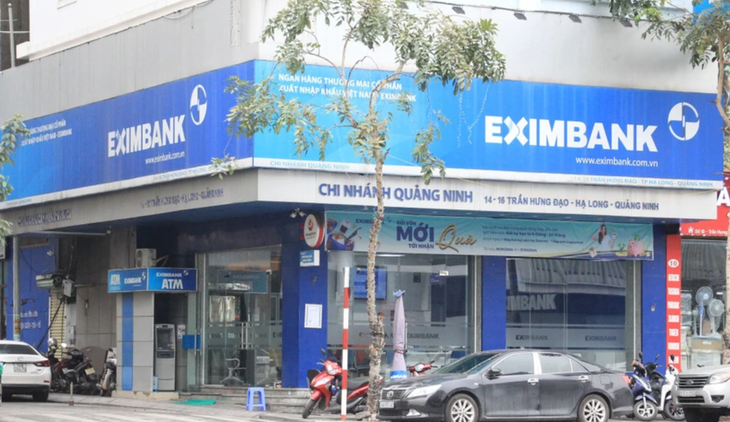 Yêu cầu ngân hàng Eximbank báo cáo vụ chủ thẻ tín dụng nợ 8,5 triệu thành 8,8 tỷ đồng- Ảnh 1. Yêu cầu ngân hàng Eximbank báo cáo vụ chủ thẻ tín dụng nợ 8,5 triệu thành 8,8 tỷ đồng- Ảnh 1.