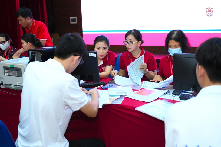 Thêm nhiều trường khối ngành Y Dược công bố chỉ tiêu tuyển sinh 2024- Ảnh 1.