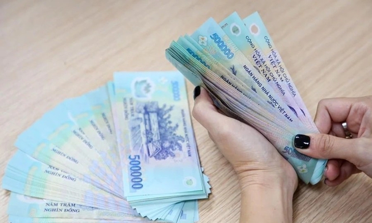Bảng lương mới từ ngày 1/7/2024 có mức tiền thưởng thế nào?- Ảnh 1.