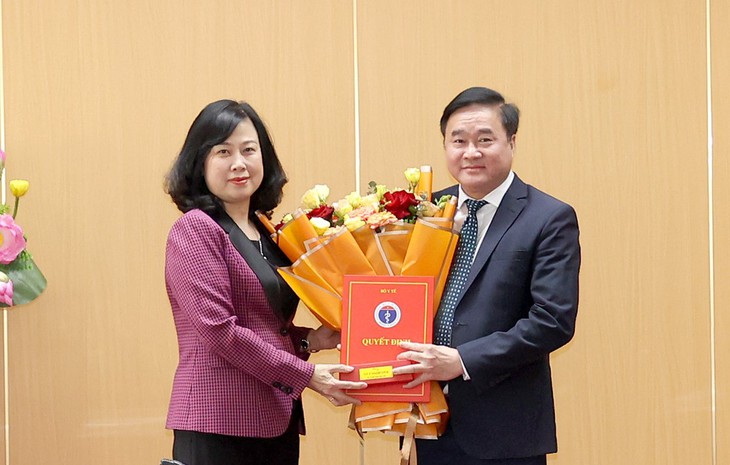 Bộ trưởng Bộ Y tế bổ nhiệm TS.BS Hoàng Minh Đức giữ chức Cục trưởng Cục Y tế dự phòng- Ảnh 1. Bộ trưởng Bộ Y tế bổ nhiệm TS.BS Hoàng Minh Đức giữ chức Cục trưởng Cục Y tế dự phòng- Ảnh 1.