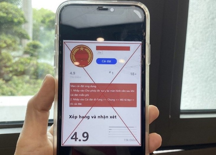 Cho bạn mượn điện thoại, thanh niên Hà Nội mất tiền trong tài khoản- Ảnh 1. Cho bạn mượn điện thoại, thanh niên Hà Nội mất tiền trong tài khoản- Ảnh 1.