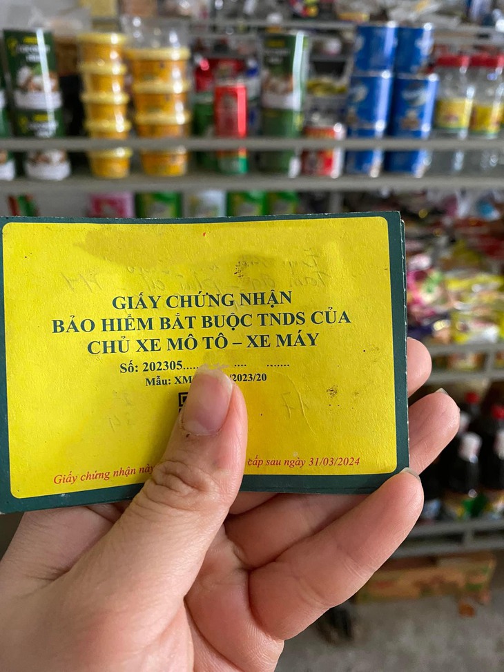 Mua bảo hiểm xe máy: Nên tự nguyện hay bắt buộc?- Ảnh 2.