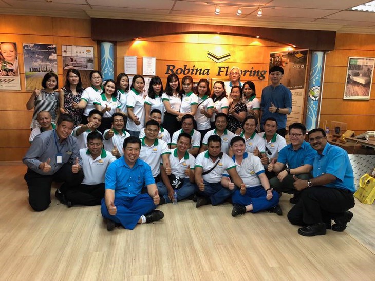 Cách nhận biết sàn gỗ Malaysia chính hãng - phân biệt thật giả?- Ảnh 2.
