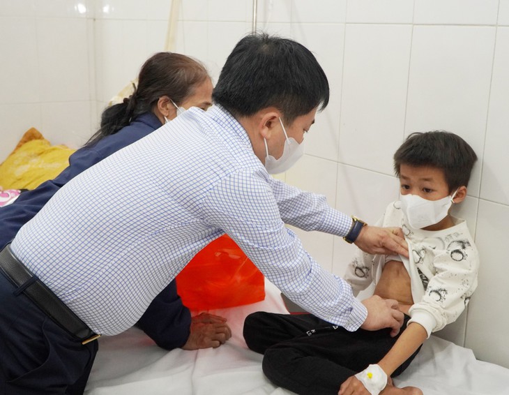 Phát hiện chùm ca sốt phát ban nghi mắc sởi ở Hà Tĩnh- Ảnh 3.
