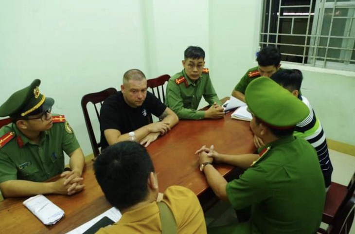 Bắt một người nước ngoài bị Interpol truy nã về tội giết người- Ảnh 1.