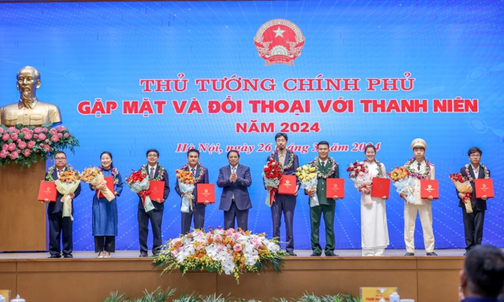 Thủ tướng: Thanh niên cần thực hiện 5 xung kích, 6 khát vọng trong chuyển đổi số- Ảnh 2.